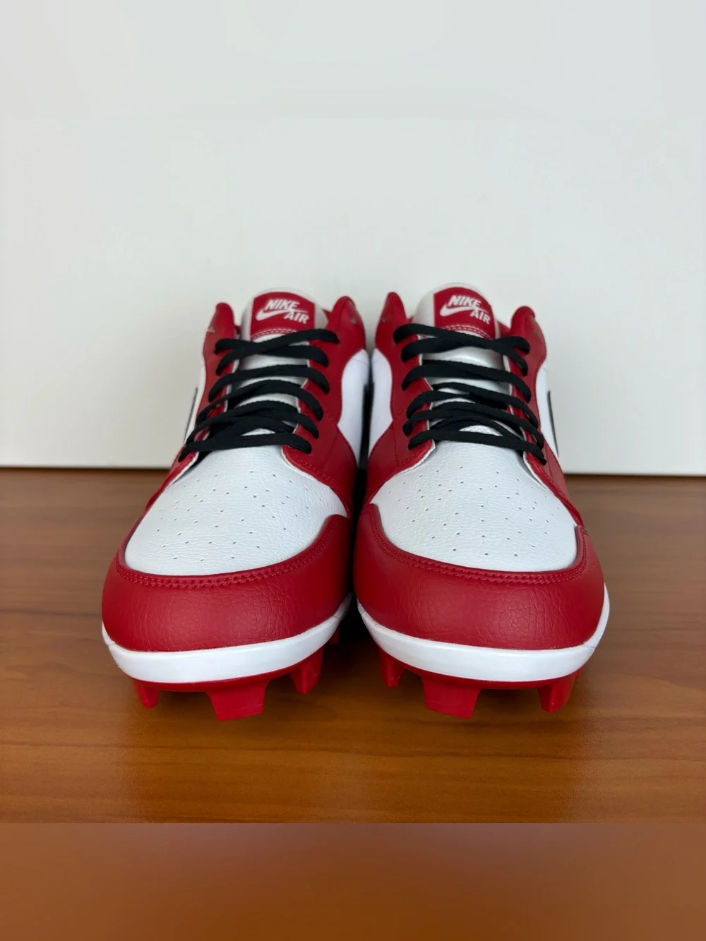 Nike Air Jordan 1 Retro MCS Low Baseball Cleats